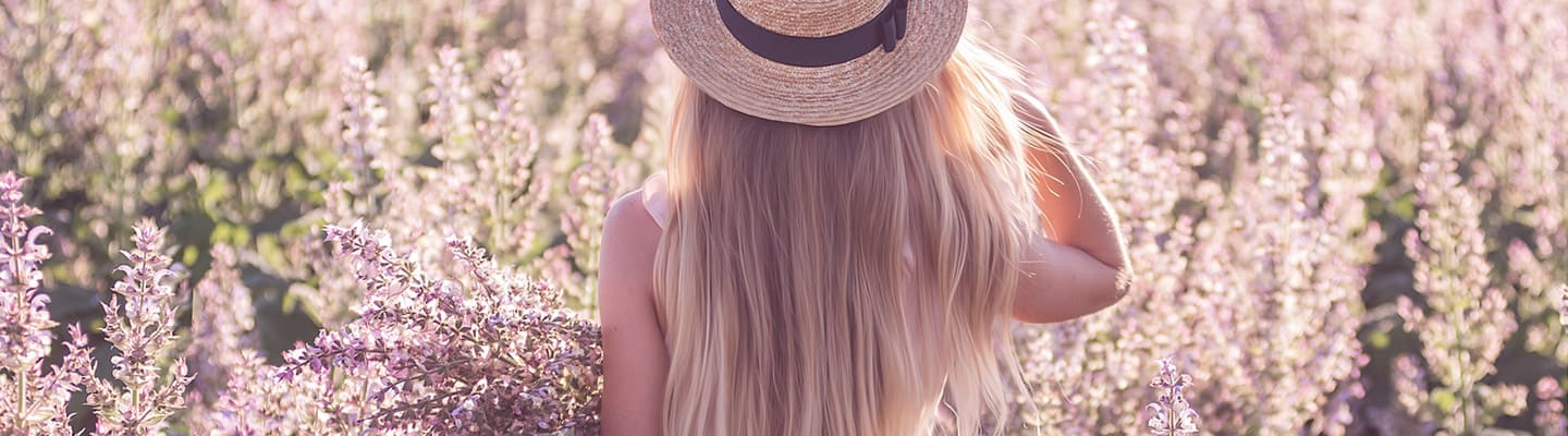 前髪が伸びない原因は更年期？内側から整える髪ケア対策